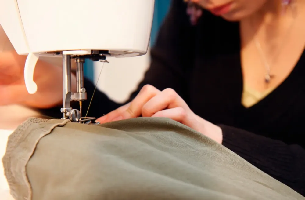 Retouches vêtements à Issy-les-Moulineaux